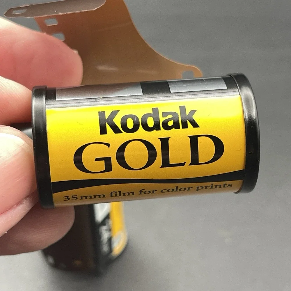 Lot of 2 Kodak Gold 100 35mm Color Print Film 24 Exposure DX C-41‎